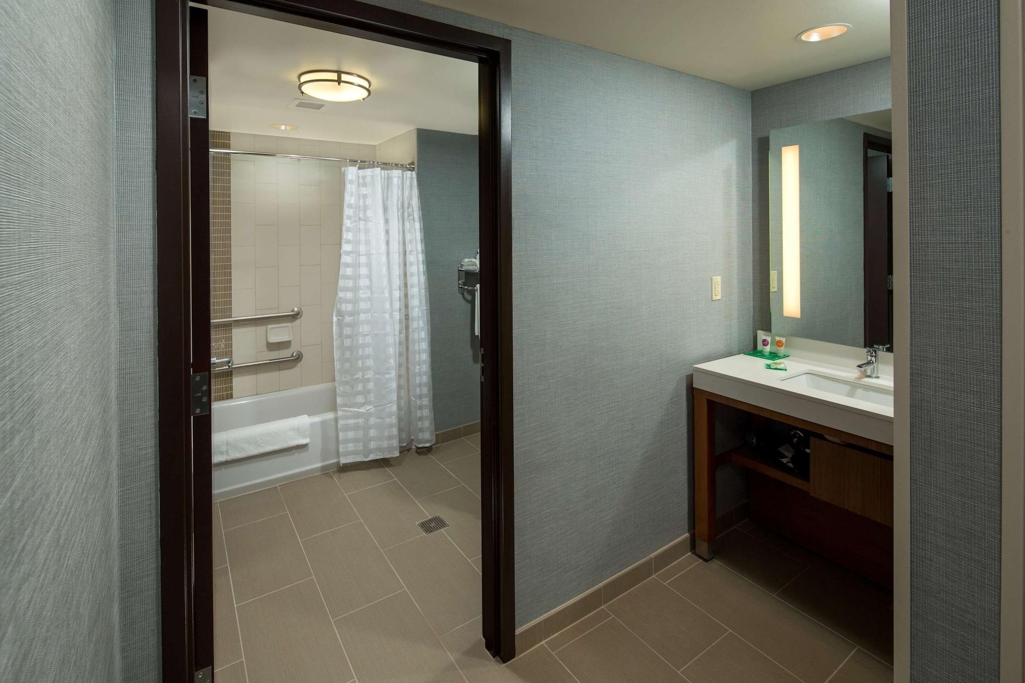 Hyatt Place Bloomington / Normal Dış mekan fotoğraf