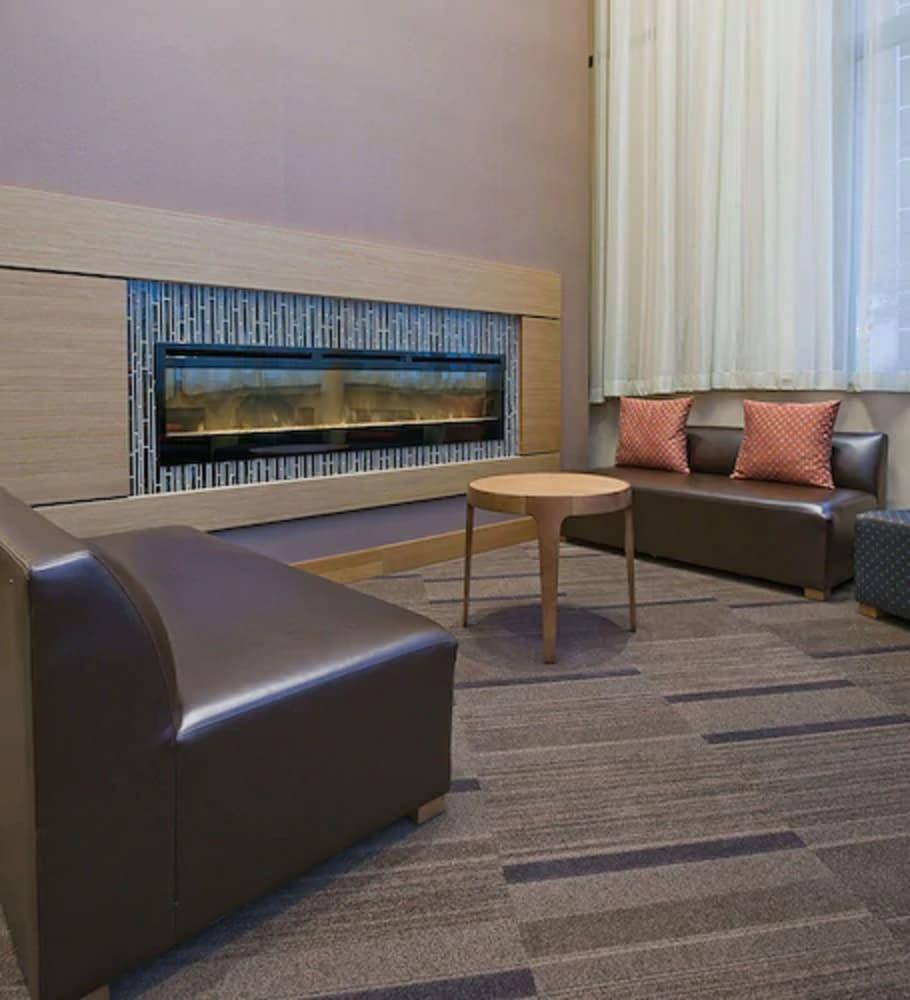 Hyatt Place Bloomington / Normal Dış mekan fotoğraf